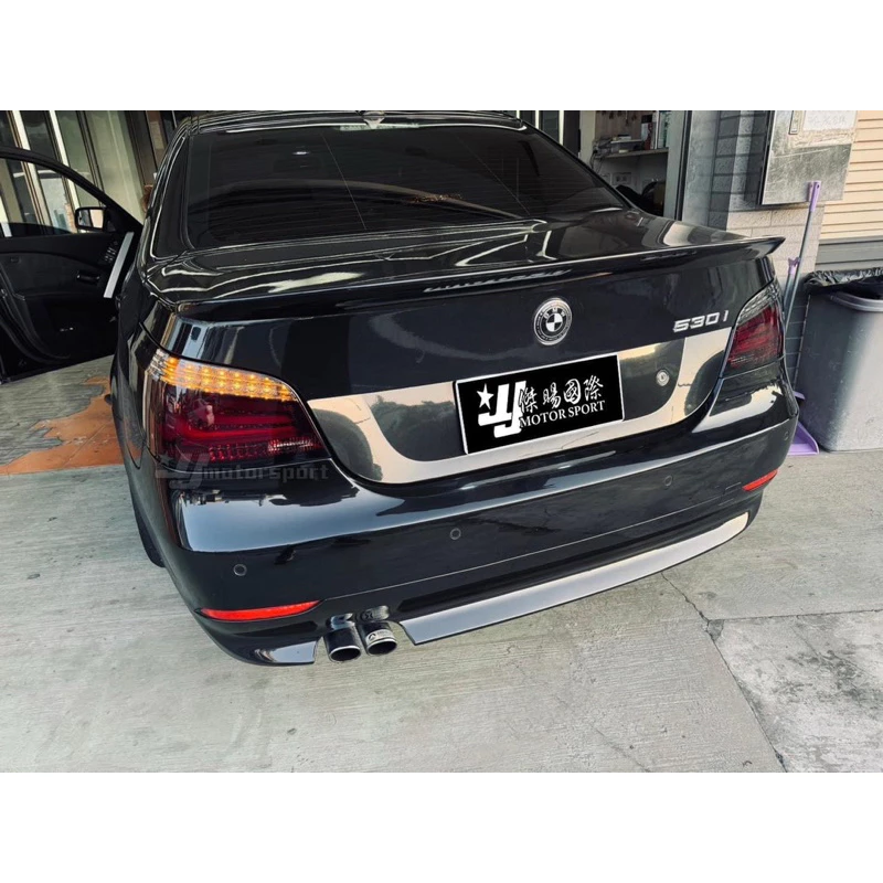 BMW 寶馬 E60 03 04 05 06 年 紅黑 紅白 薰黑 光條 版 全LED 尾燈