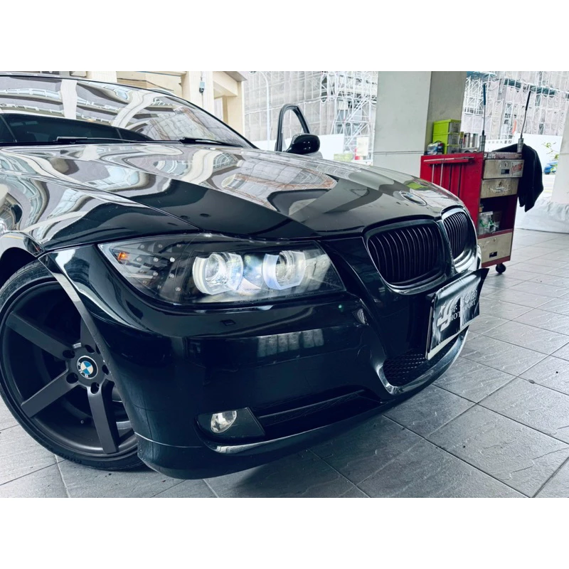 全新 BMW E90 E91 LCI 小改款 對應原廠HID U型導光 LED光圈 黑框 魚眼 大燈