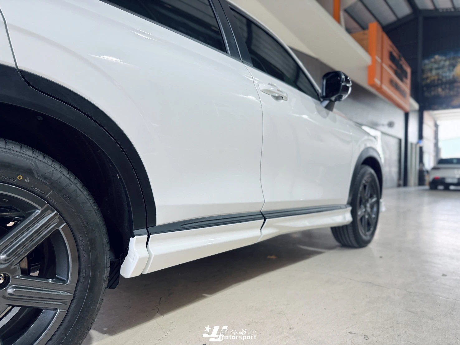 全新 HONDA HRV 2022 2023 2024 年 無限 樣式 前下巴 後下巴 側裙 含烤漆