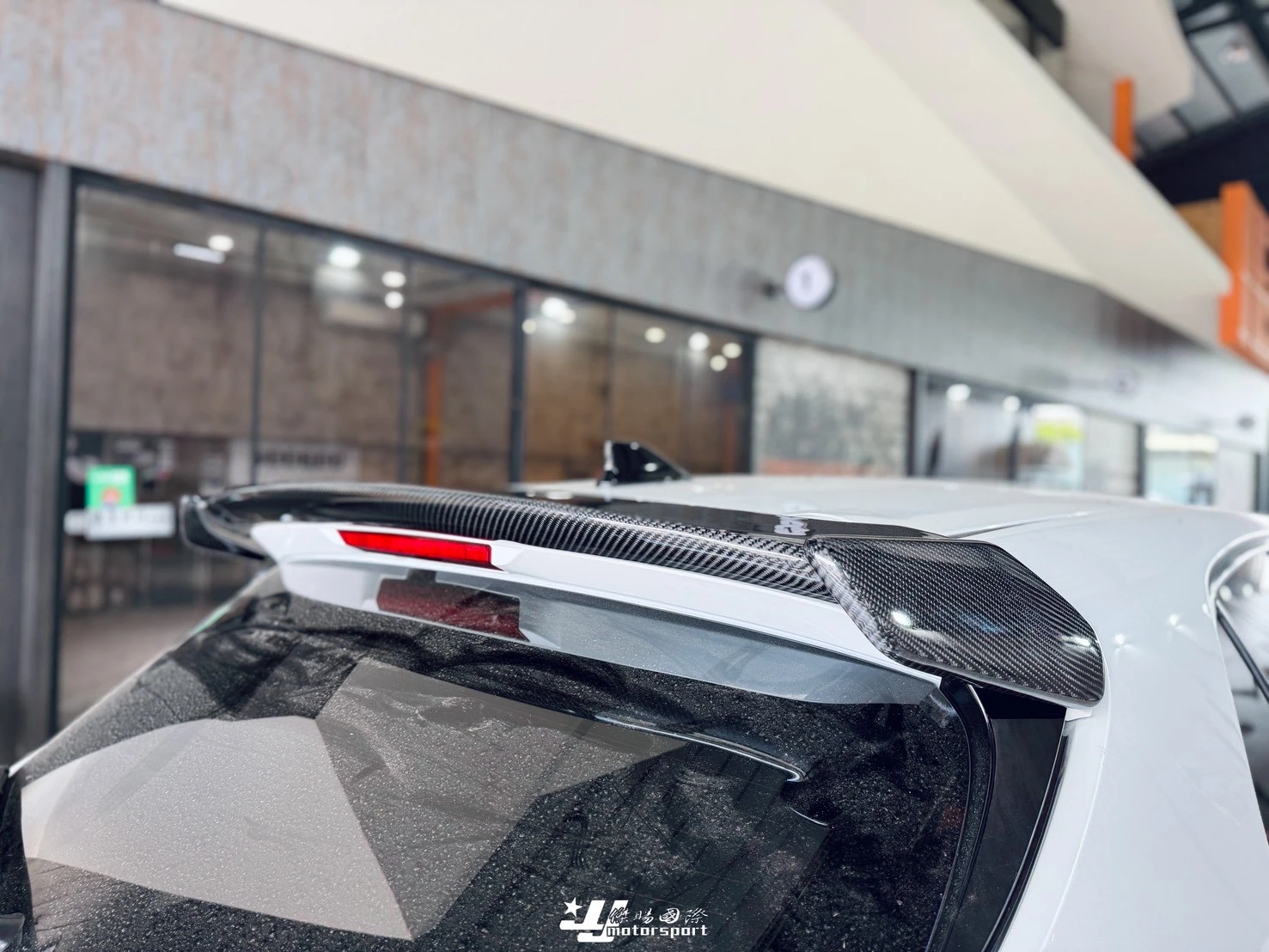 全新 TOYOTA AURIS COROLLA SPORT 碳纖維 卡夢 尾翼 後擾流