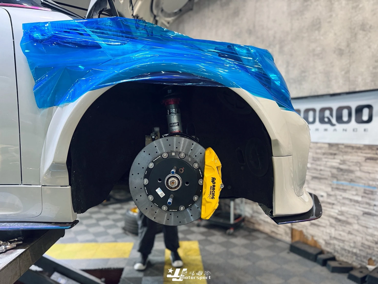BMW MINI COOPER R58 R56 升級 前 AP9440 大四活塞配 330碳陶盤 後HHC後雙片式加大碟325MM