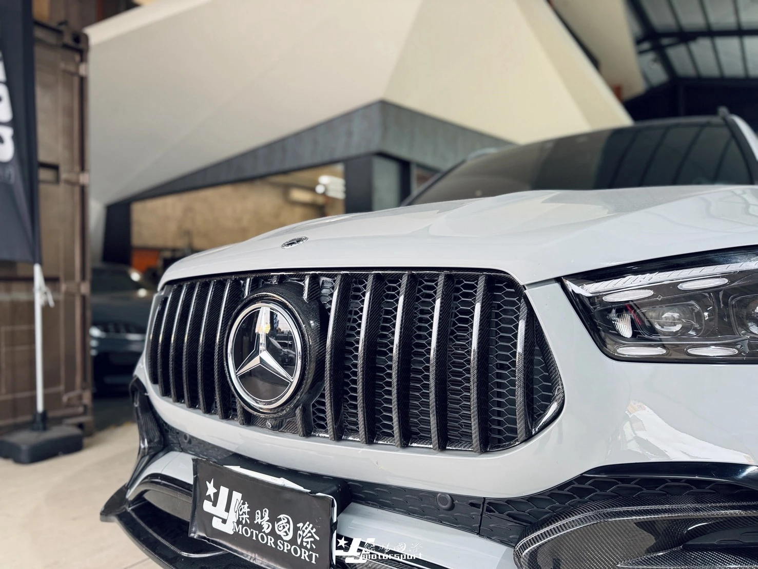 全新 BENZ 賓士 GLE 300 SUV GLE W167 2024- GT 全碳纖維樣式 卡夢 水箱柵 水箱罩