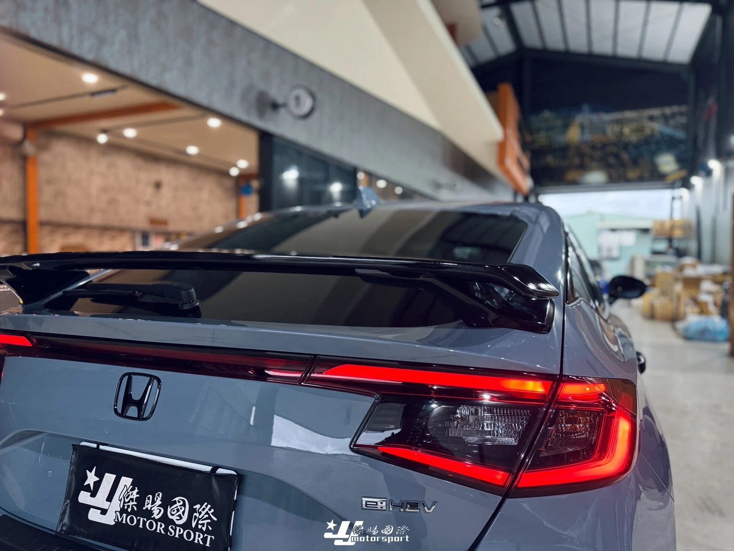 全新 HONDA CIVIC 11 喜美 11代 CIVIC11 類RS 亮黑 尾翼 含烤漆