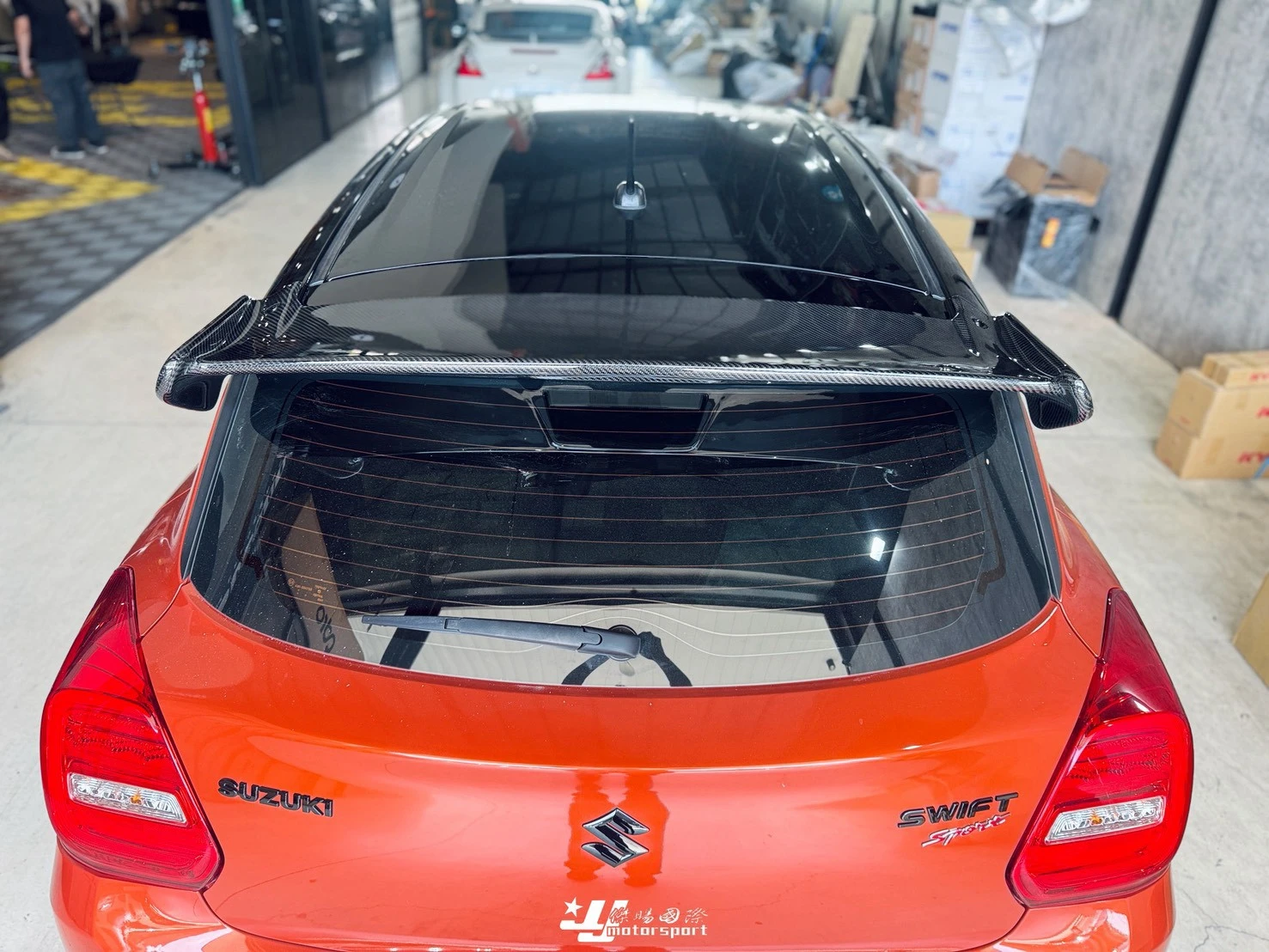 新 實車 SUZUKI SWIFT 18 19 20 21 22 23 年 S版 CARBON 卡夢 碳纖維 尾翼