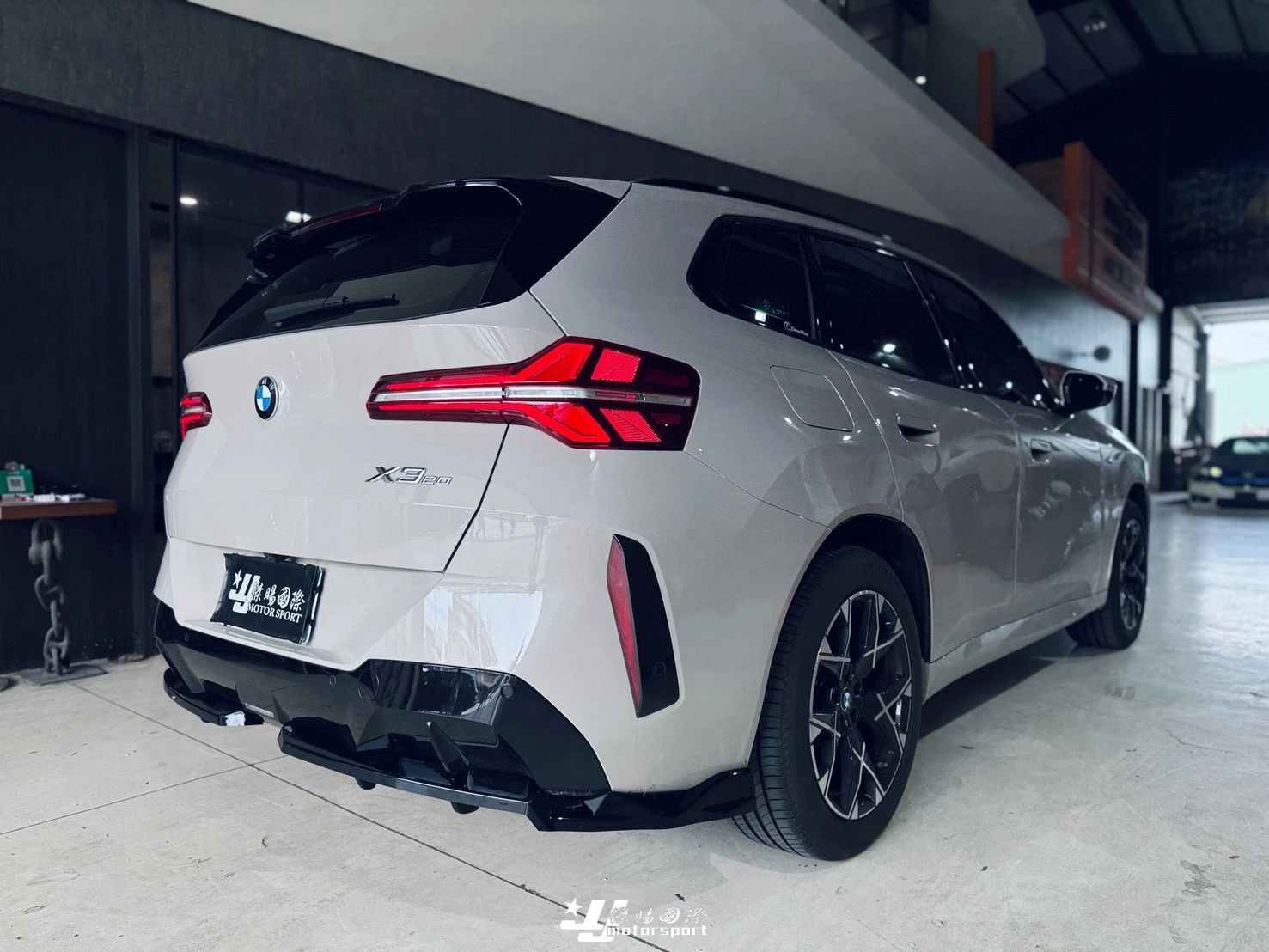 全新 寶馬 BMW X3 2025 2026 G45 Maxton Design MD 亮黑 兩片式 後下巴