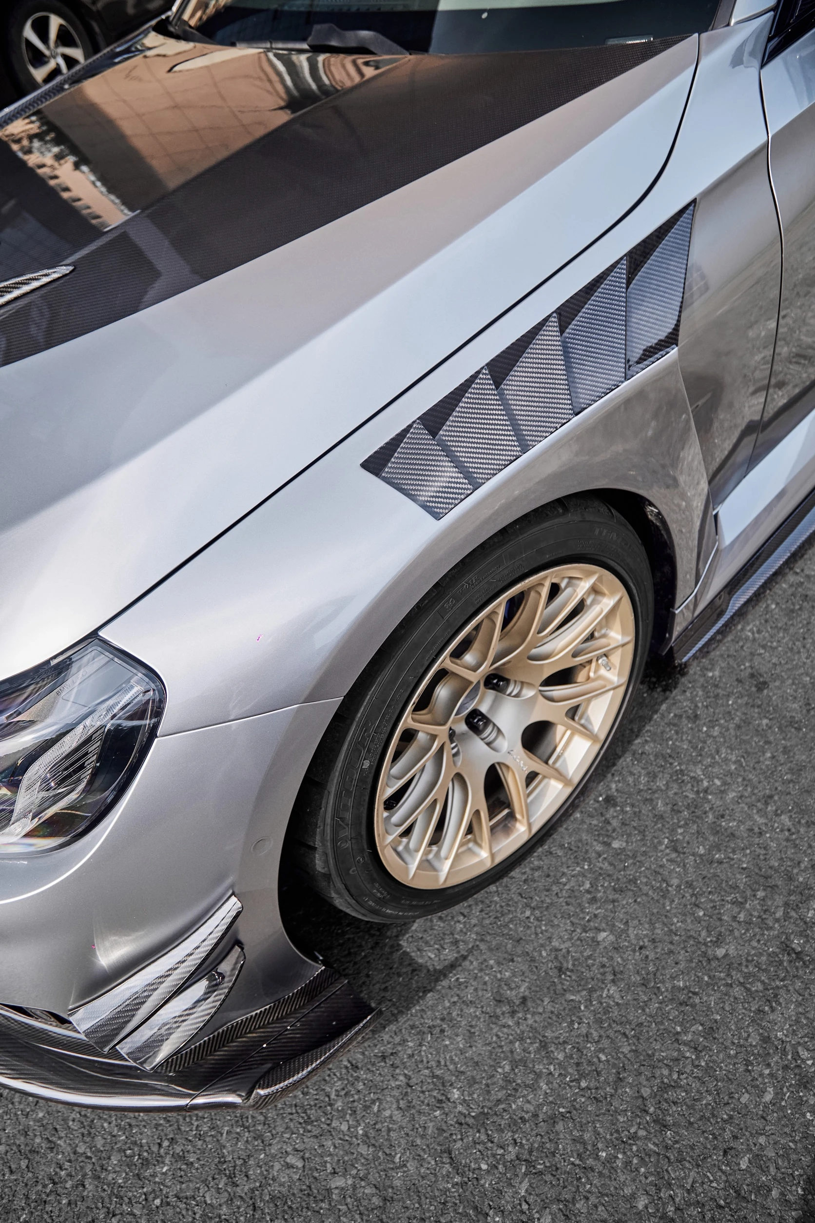 新 BMW 寶馬 G87 M2 RevoZport RACE 賽道版 前下巴 側裙 尾翼 引擎蓋