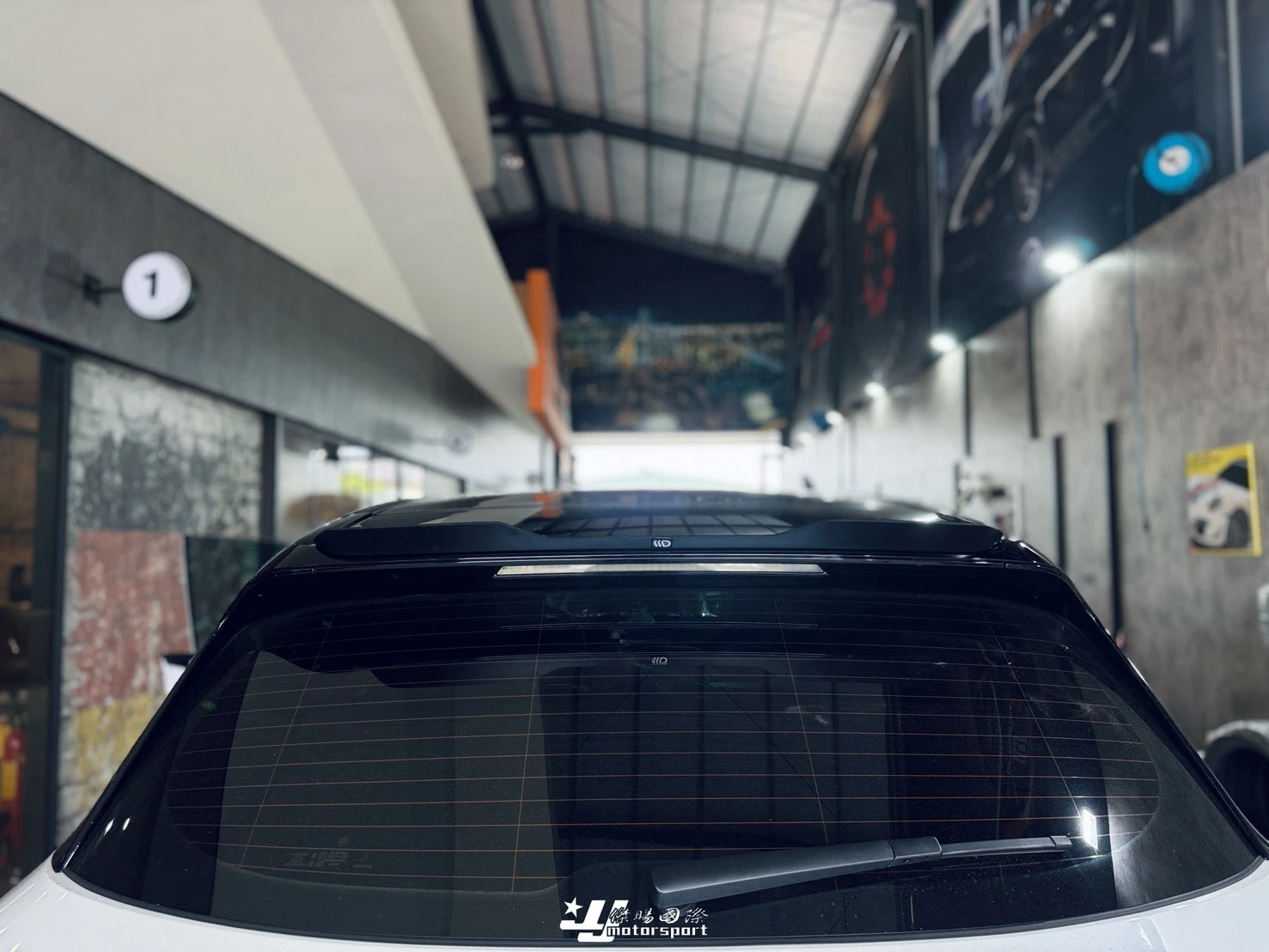 全新 寶馬 BMW IX i20 / I20 - MD Maxton Design 尾翼 上尾翼 亮黑