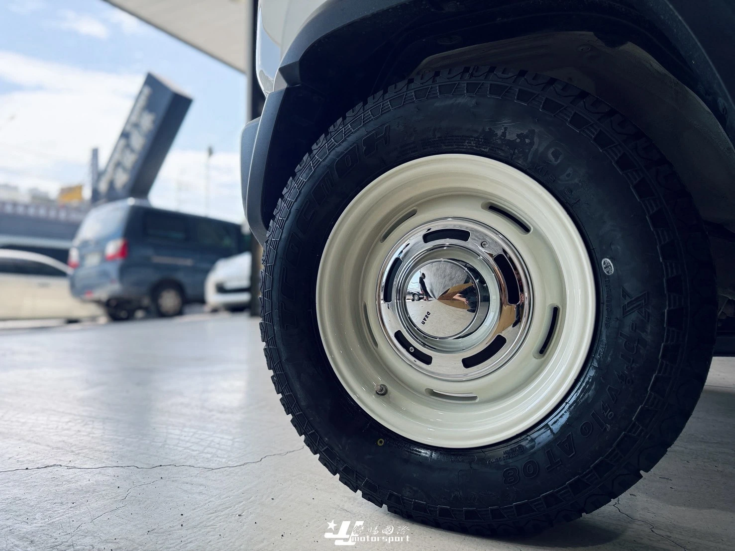 全新 SUZUKI JIMNY 升級 DEAN 16寸 6J ET5 5/139.7 鋁圈 輪框