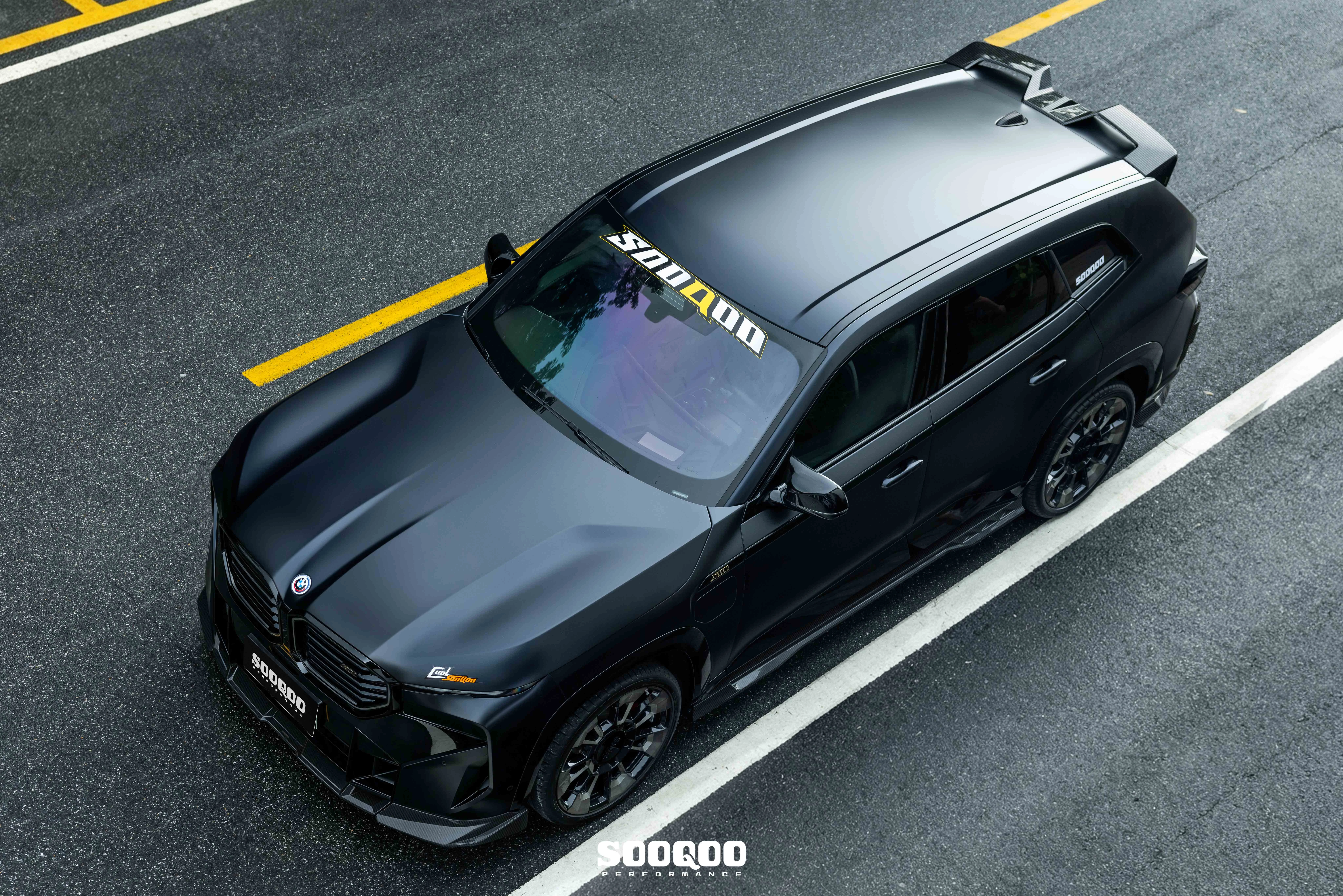 全新 BMW G09 XM SOOQOO SQ 乾式碳纖維 全車套件 前下巴 側裙 後下巴 尾翼
