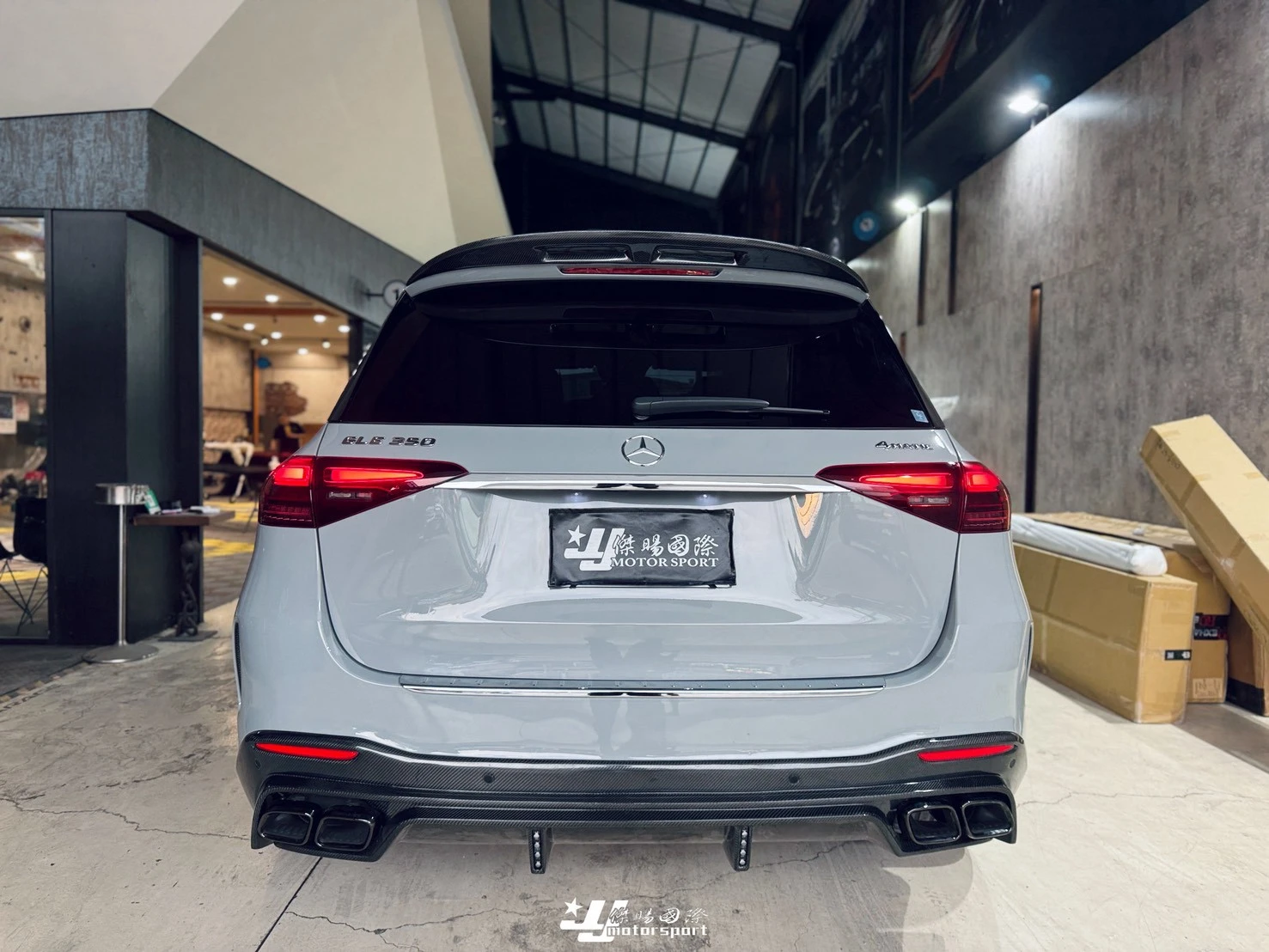 全新 BENZ GLE GLE350 W167 2024- GLE63包專用 LD版本 碳纖維 前下巴 後下巴(不含尾管) 後視鏡外蓋 尾翼