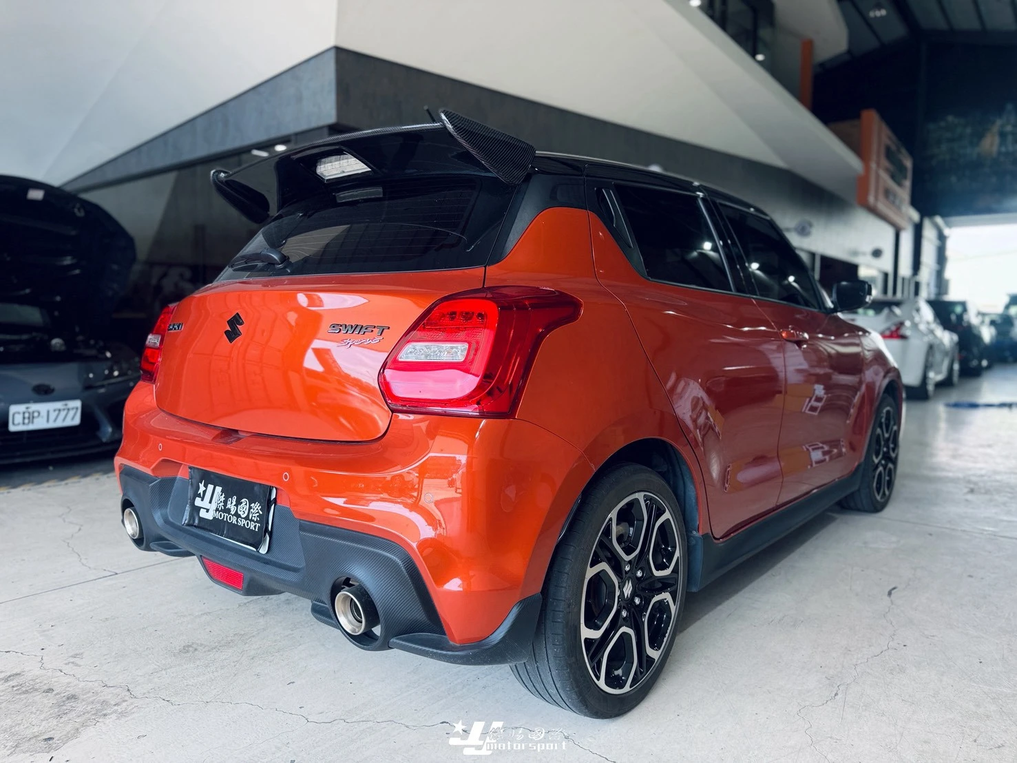 新 實車 SUZUKI SWIFT 18 19 20 21 22 23 年 S版 CARBON 卡夢 碳纖維 尾翼