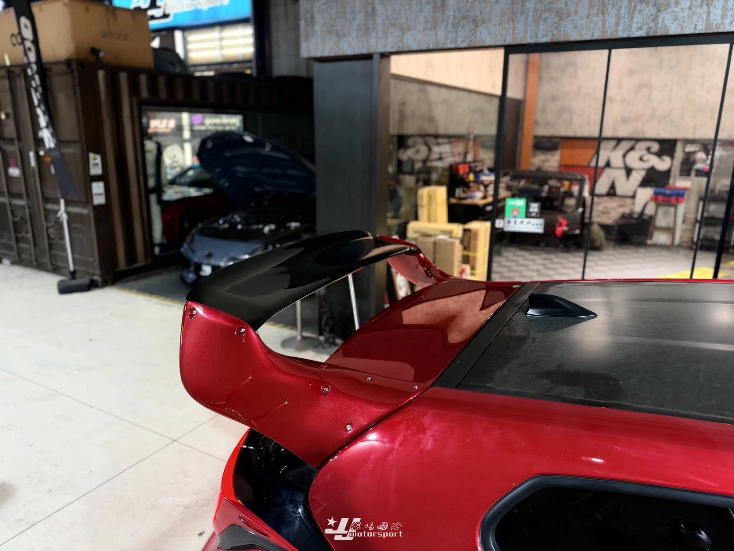 全新 TOYOTA GR YARIS 暴力鴨 二代 正日本 ROCKET BUNNY 火箭兔 尾翼 素材 FRP
