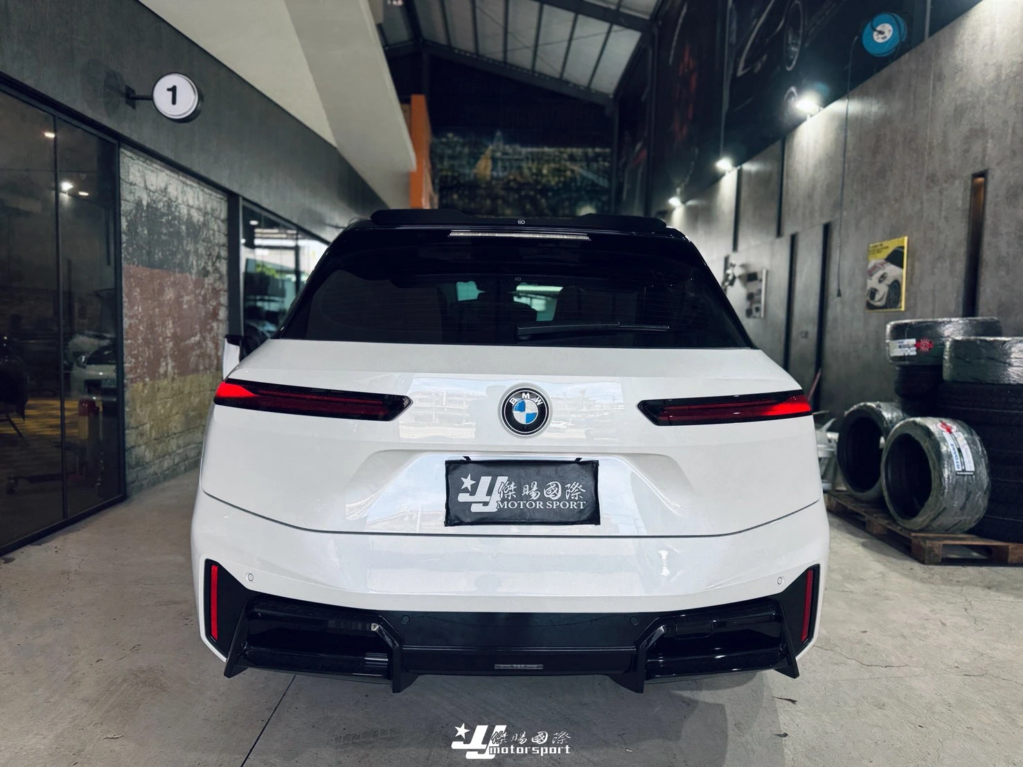 全新 寶馬 BMW IX i20 / I20 - MD Maxton Design 尾翼 上尾翼 亮黑