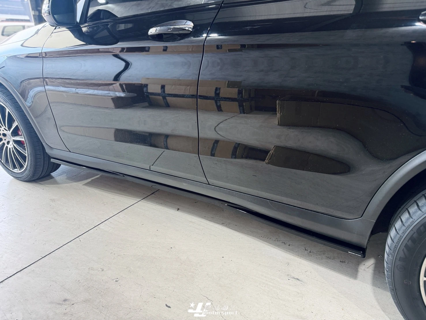 全新 BENZ GLC COUPE W253 2021小改款 Maxton Design MD 側群 側裙 定風翼 亮黑 (無AMG)