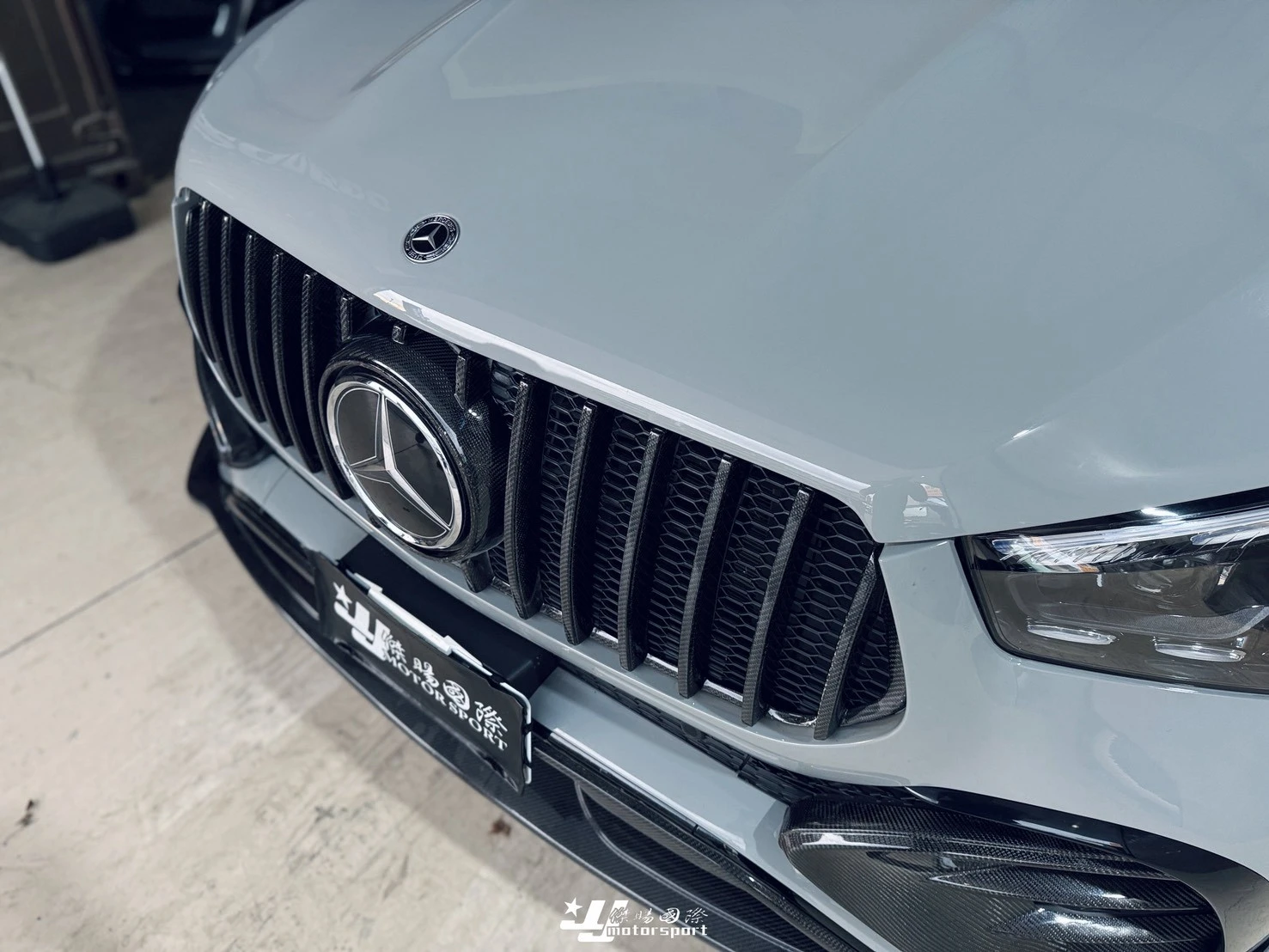 全新 BENZ 賓士 GLE 300 SUV GLE W167 2024- GT 全碳纖維樣式 卡夢 水箱柵 水箱罩