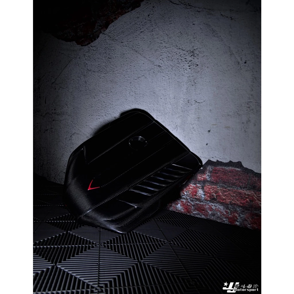 全新 Eventuri A90 Supra Carbon Engine Cover 碳纖維 引擎蓋 飾板 輕量化