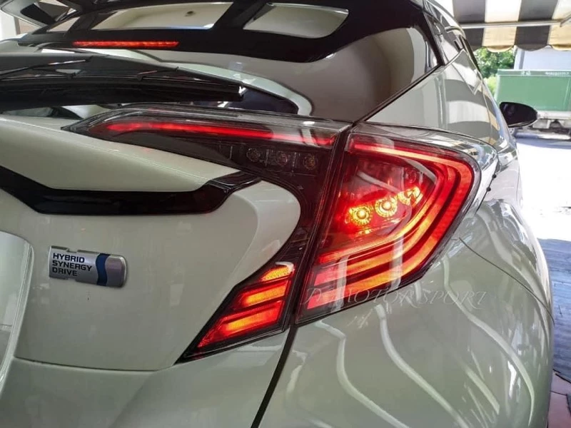 全新 獨家首賣 CHR C-HR 低階版 高階版 升級 流光跑馬方向燈 LED 光條 尾燈