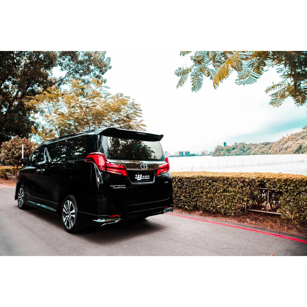 全新 TOYOTA ALPHARD 18 19 年 小改 MODELLISTA 款 前保桿 後下巴 側裙 素材