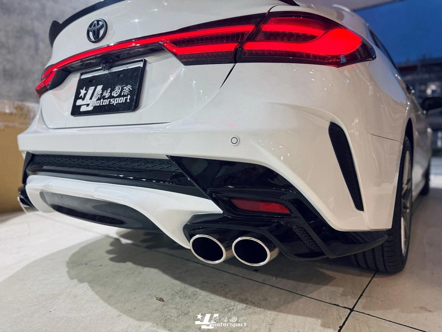 全新 TOYOTA CAMRY8 8代 19 20 21 年 K版 後保桿 後保 大包 空力套件 素材