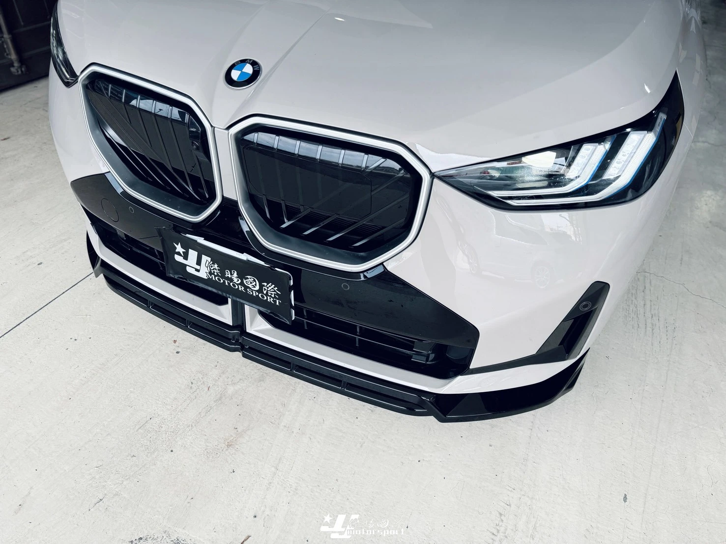 全新 寶馬 BMW X3 2025 2026 G45 Maxton Design MD 亮黑 前下巴