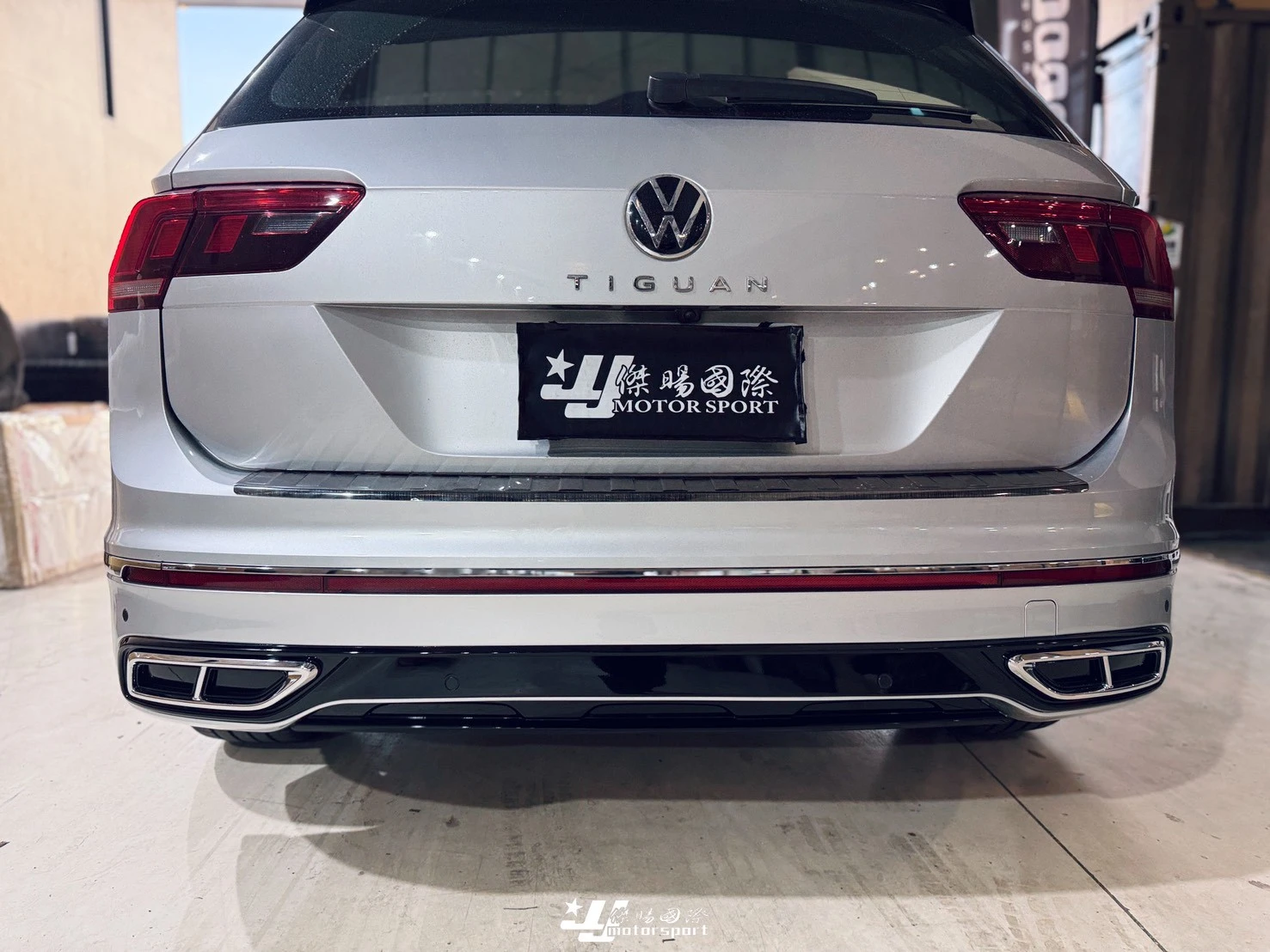 全新 福斯 TIGUAN 2021-2024 R-line 前保桿 前大包 輪弧 後保中段 後下巴 素材
