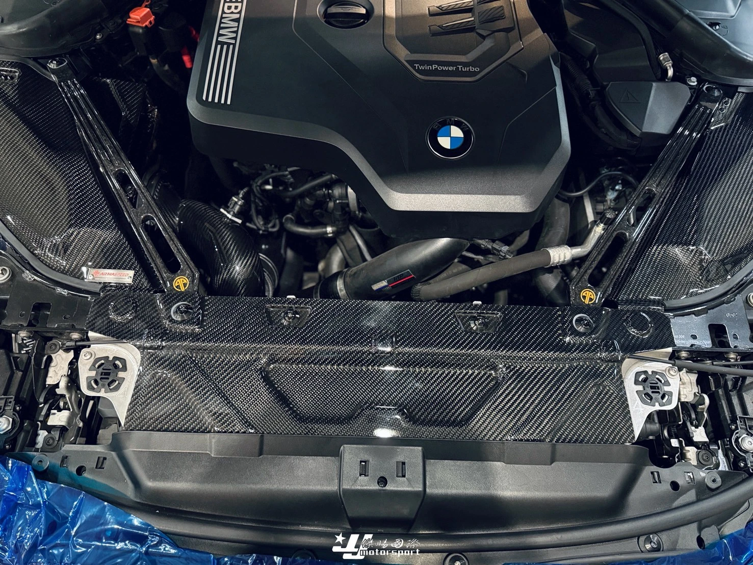 全新 BMW G20 G21 ARMA SPEED 碳纖維 上拉桿 碳纖維 引擎室拉桿