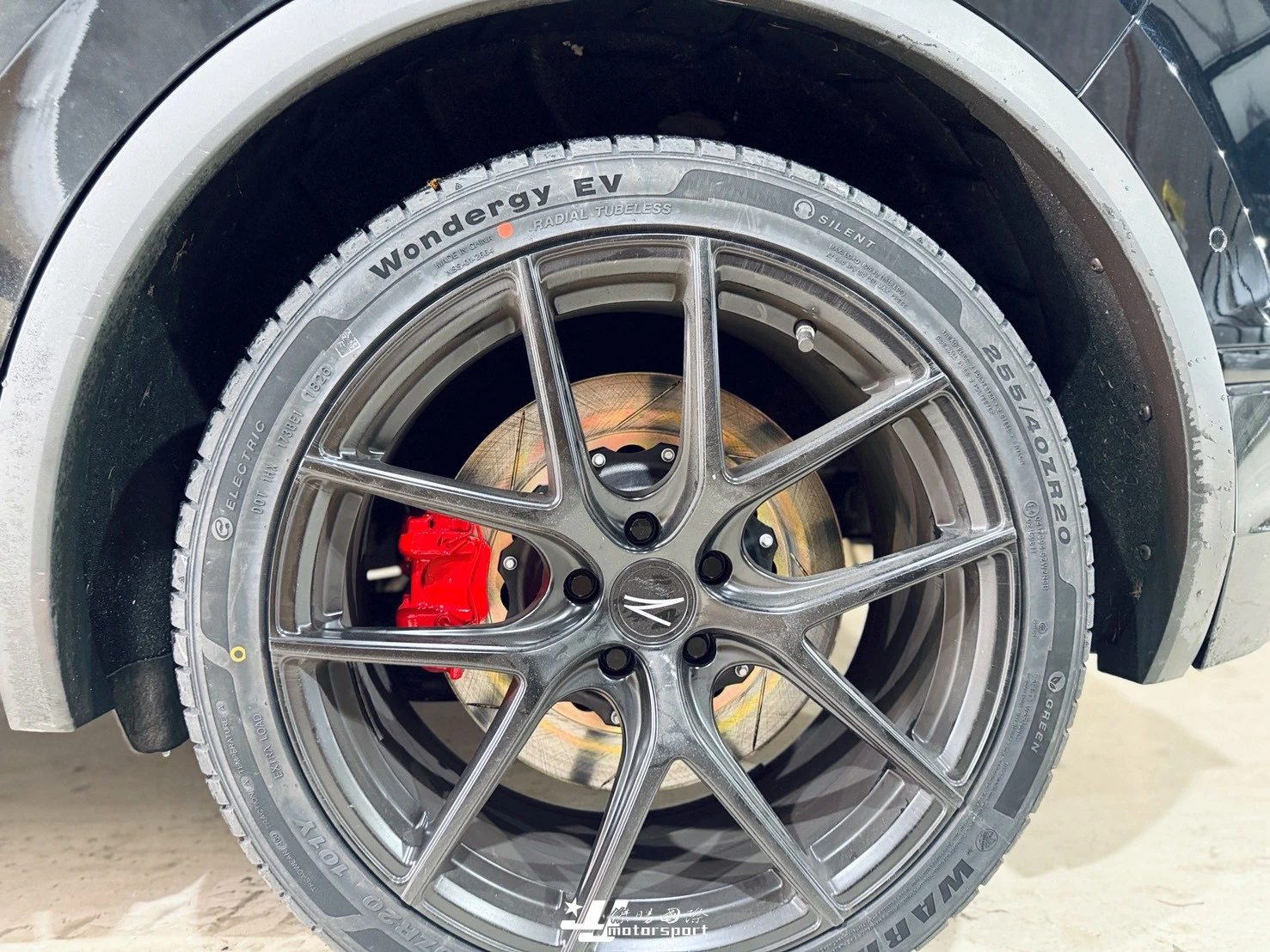  TIGUAN 2023- HHC BRAKES 劃線實心碟 煞車盤 後加大碟 370mm (金屬油管另購)