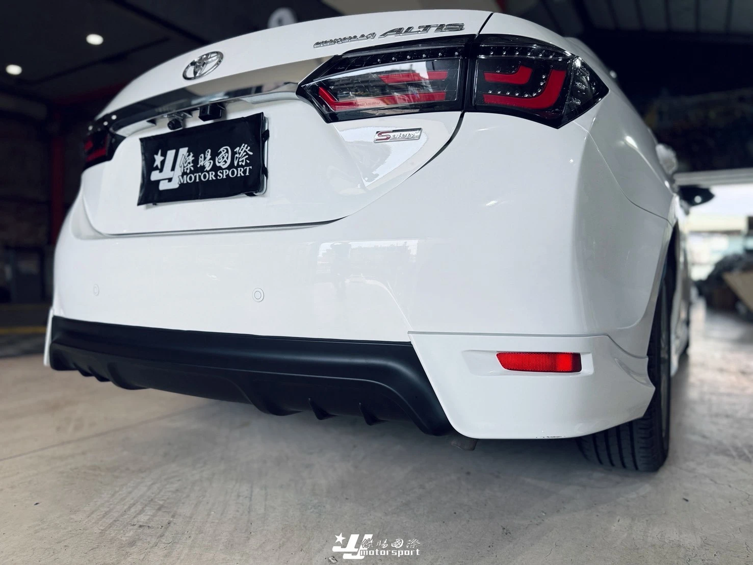 全新 ALTIS 11代 14 15 2014 2015 2016 車美仕 類原廠 前下巴 後下巴 側裙 含烤漆