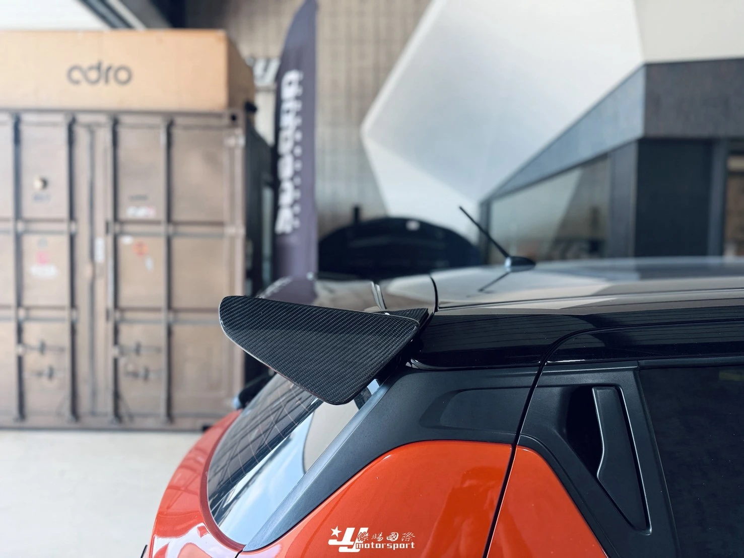 新 實車 SUZUKI SWIFT 18 19 20 21 22 23 年 S版 CARBON 卡夢 碳纖維 尾翼
