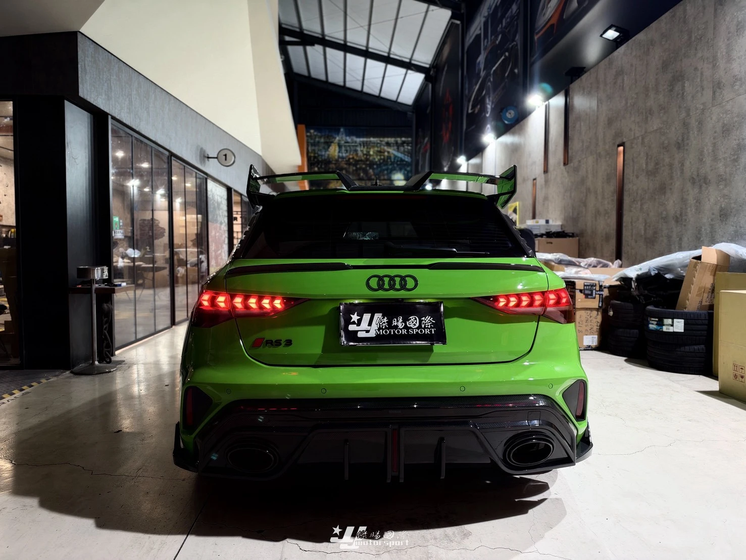 全新 奧迪 Audi RS3 8YA SOOQOO Performance SQ 乾碳 碳纖維 全車套件