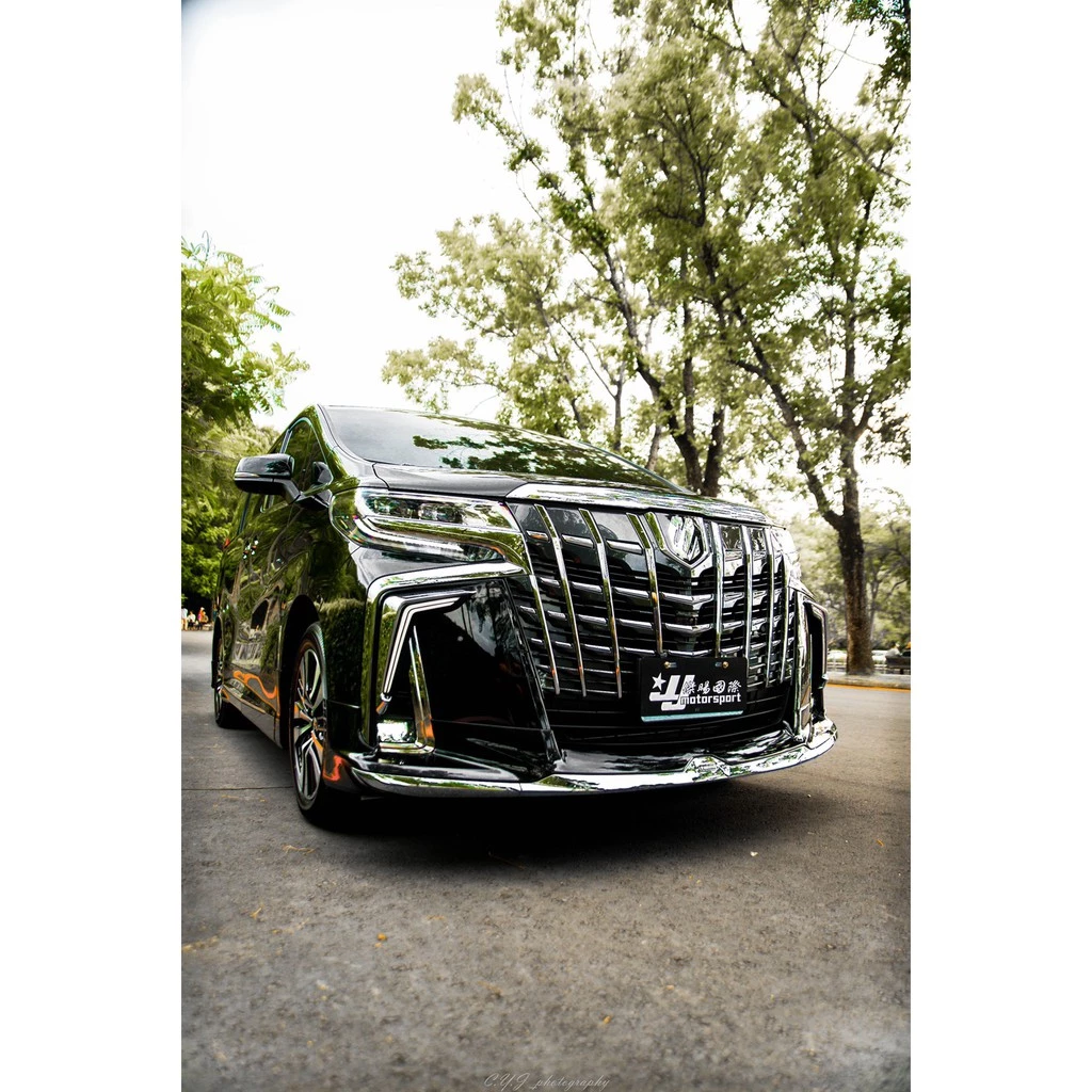 全新 TOYOTA ALPHARD 18 19 年 小改 MODELLISTA 款 前保桿 後下巴 側裙 素材