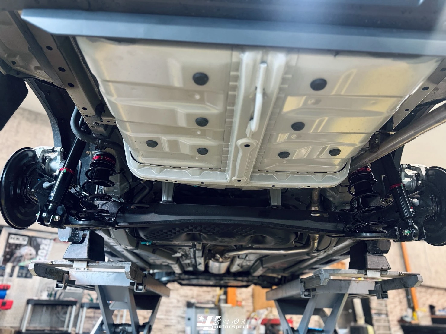 全新 TOYOTA YARIS CROSS BC V1 30段阻尼 高低軟硬可調 避震器 保固18個月