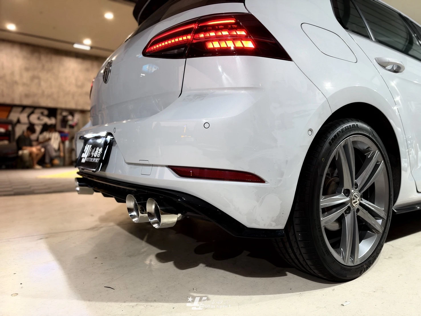 全新 福斯 VW GOLF 7.5 R-LINE 升級 VVS 排氣管 中尾段 + 遙控閥門 排氣管 含後下巴