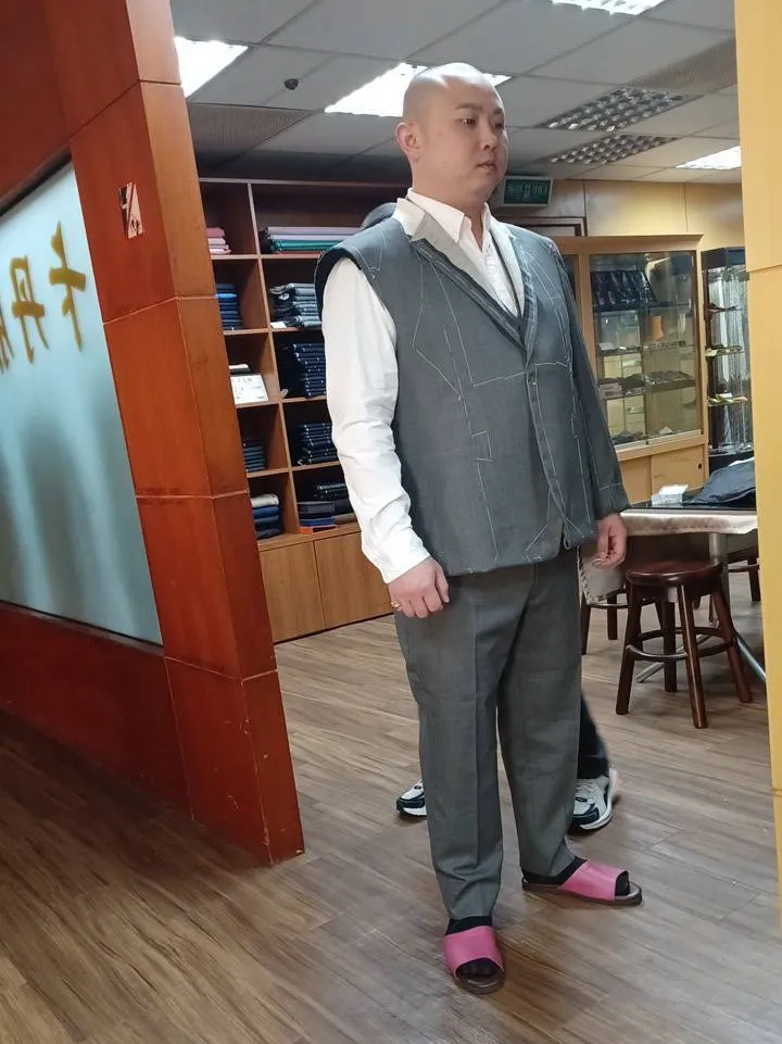 客戶分享-台中西服訂製,北區西服訂製,台中西裝店推薦
