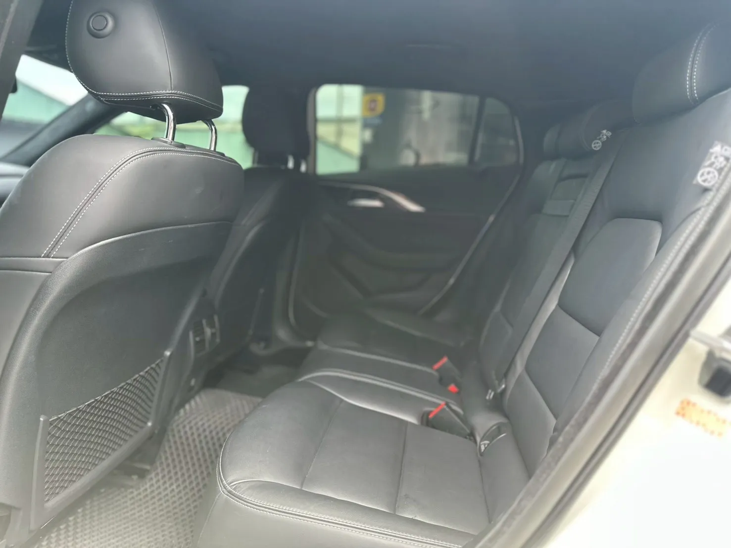 INFINITI-Q30