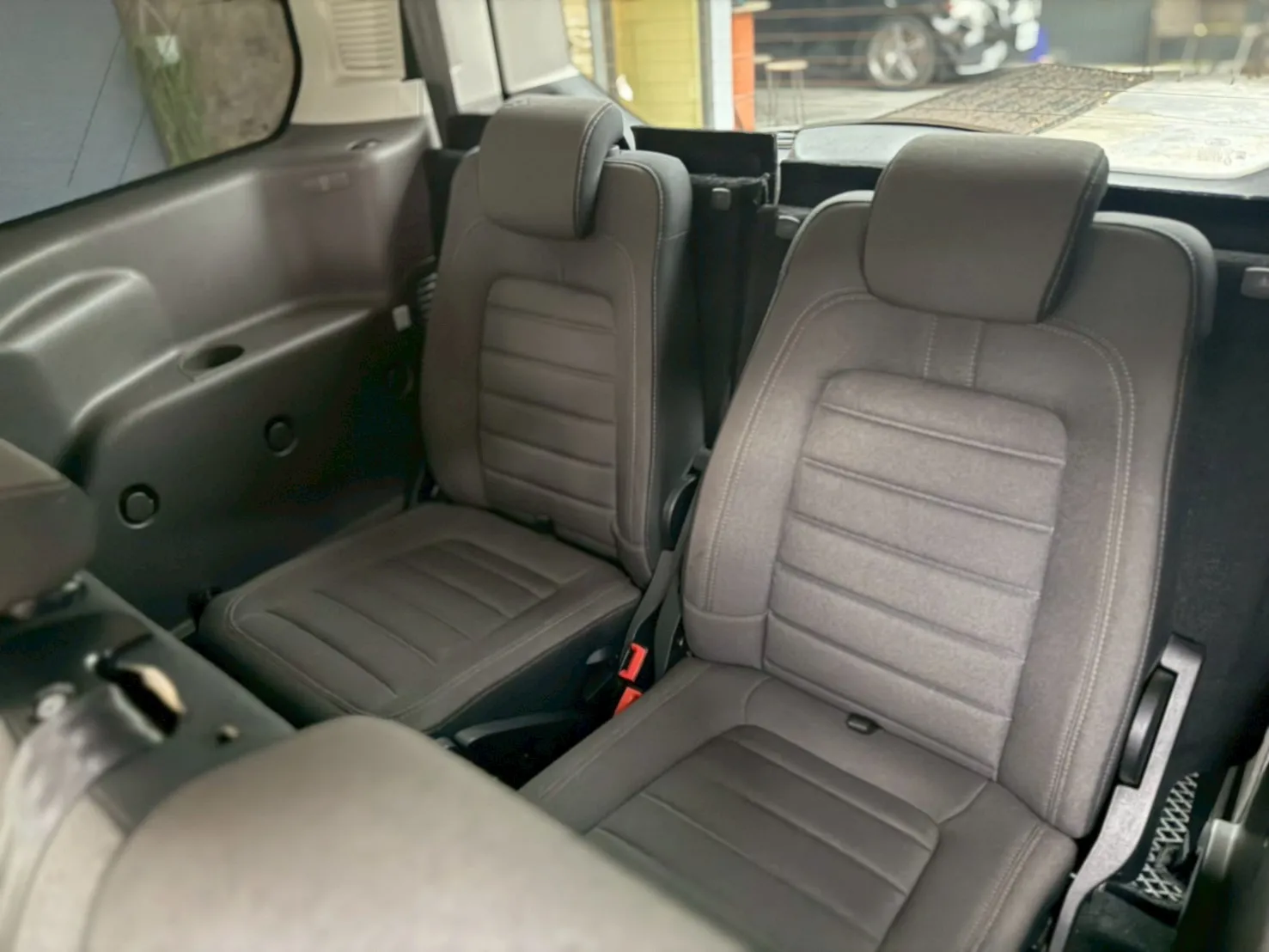 FORD-Tourneo Connect