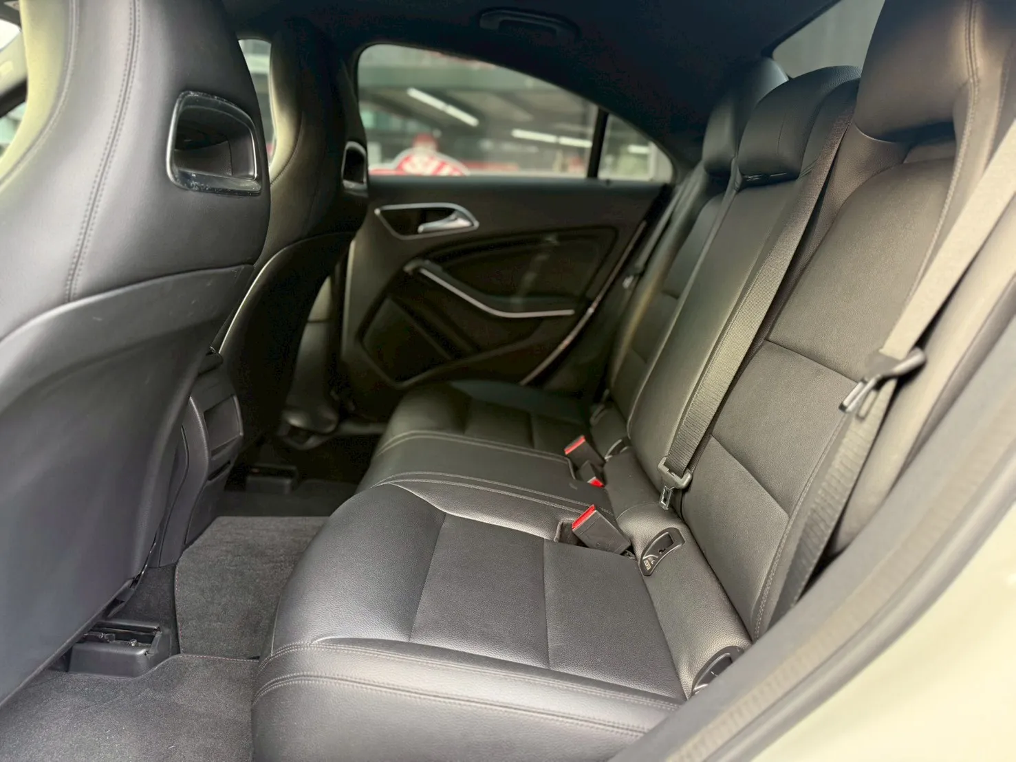 BENZ-CLA220