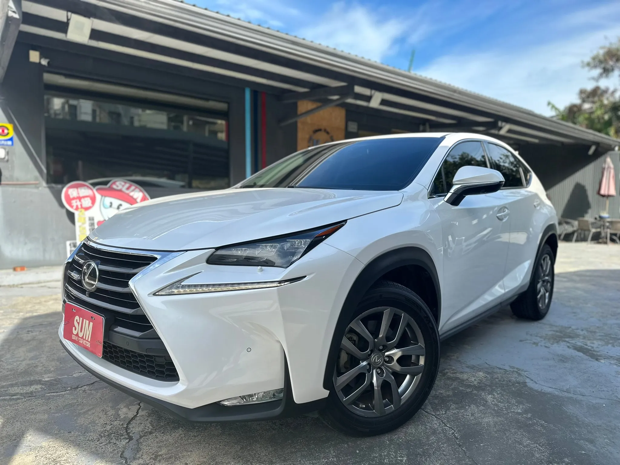 LEXUS NX200T