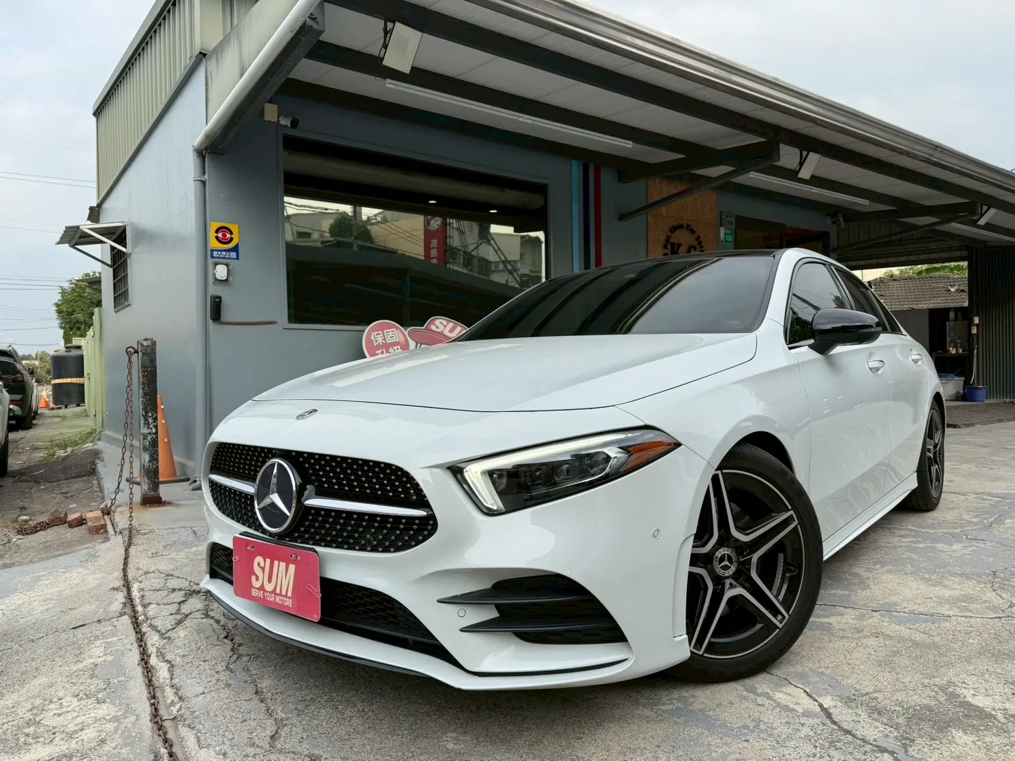 BENZ-A220 AMG