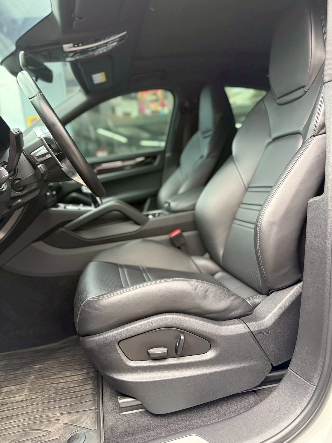 Porsche Cayenne Coupe V6