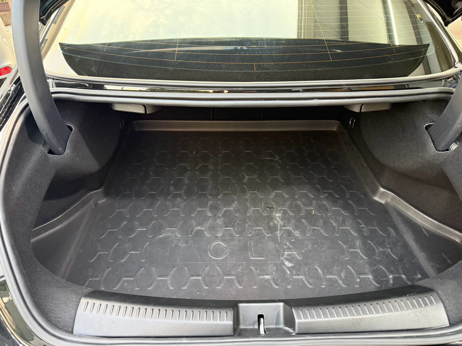 BENZ -CLA200