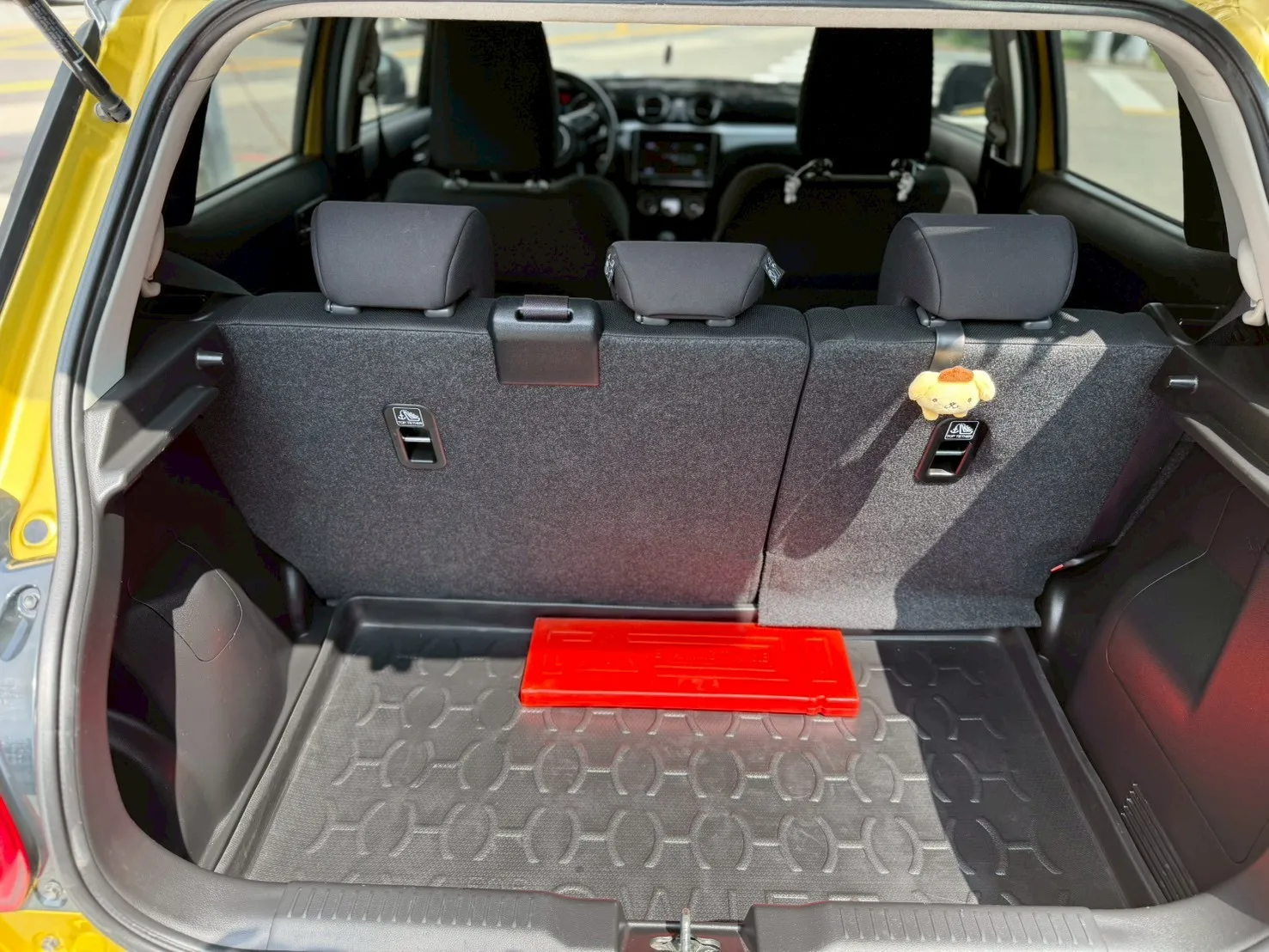 SUZUKI-SWIFT
