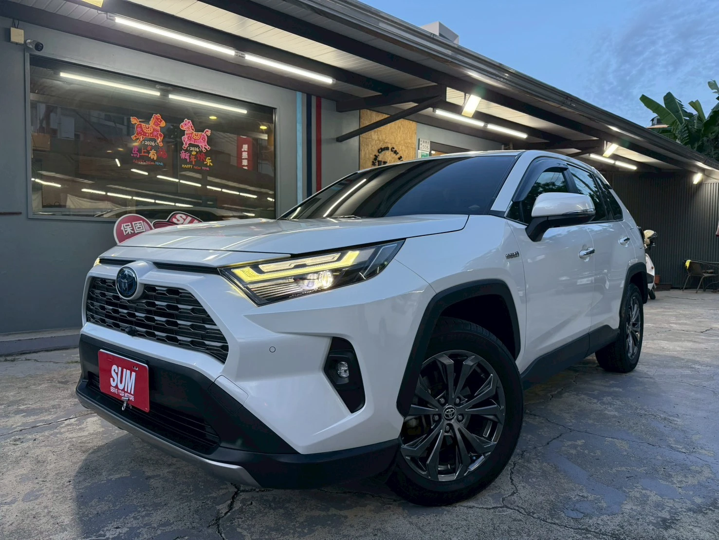 TOYOTA -RAV4