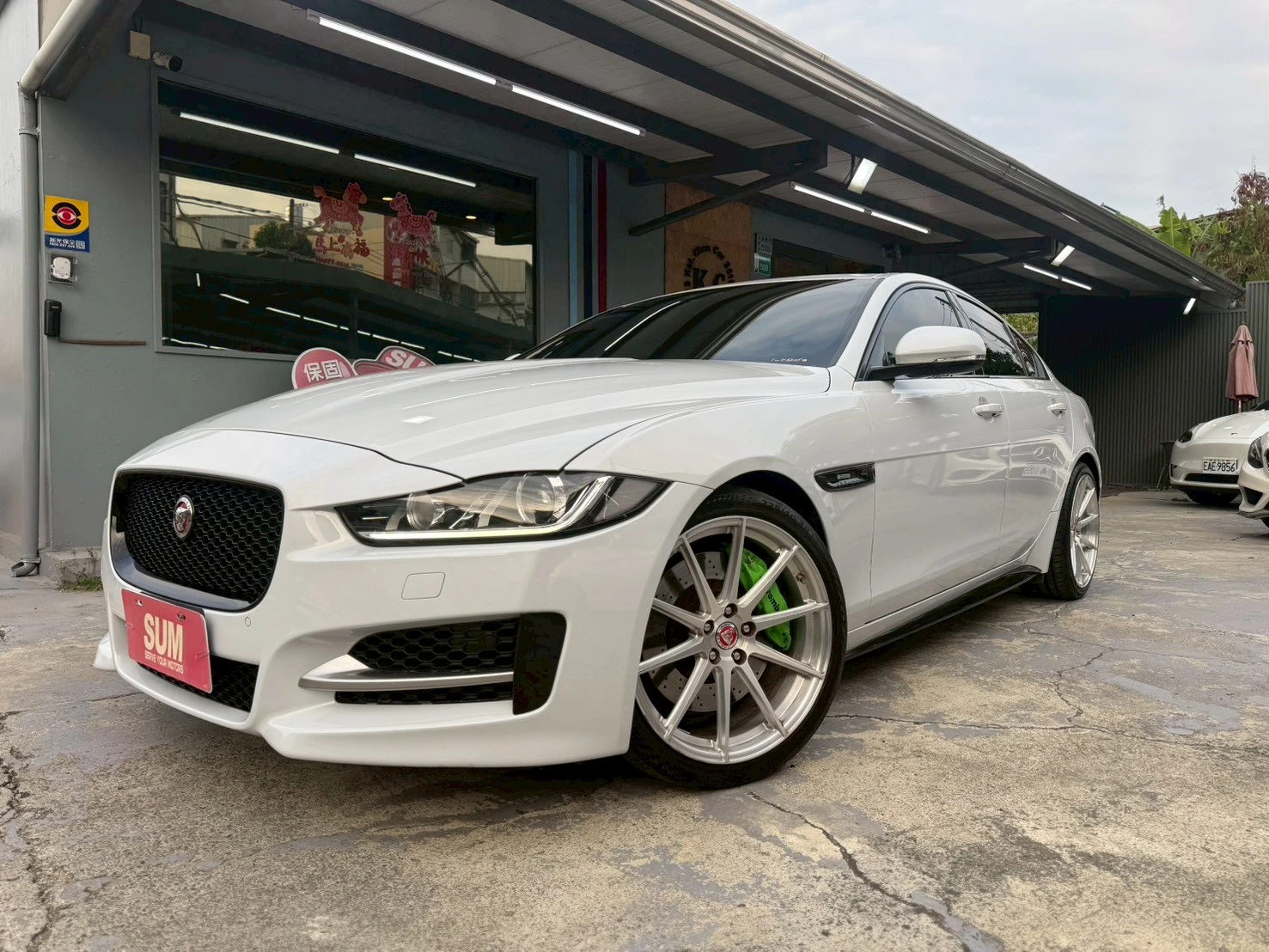Jaguar -XE