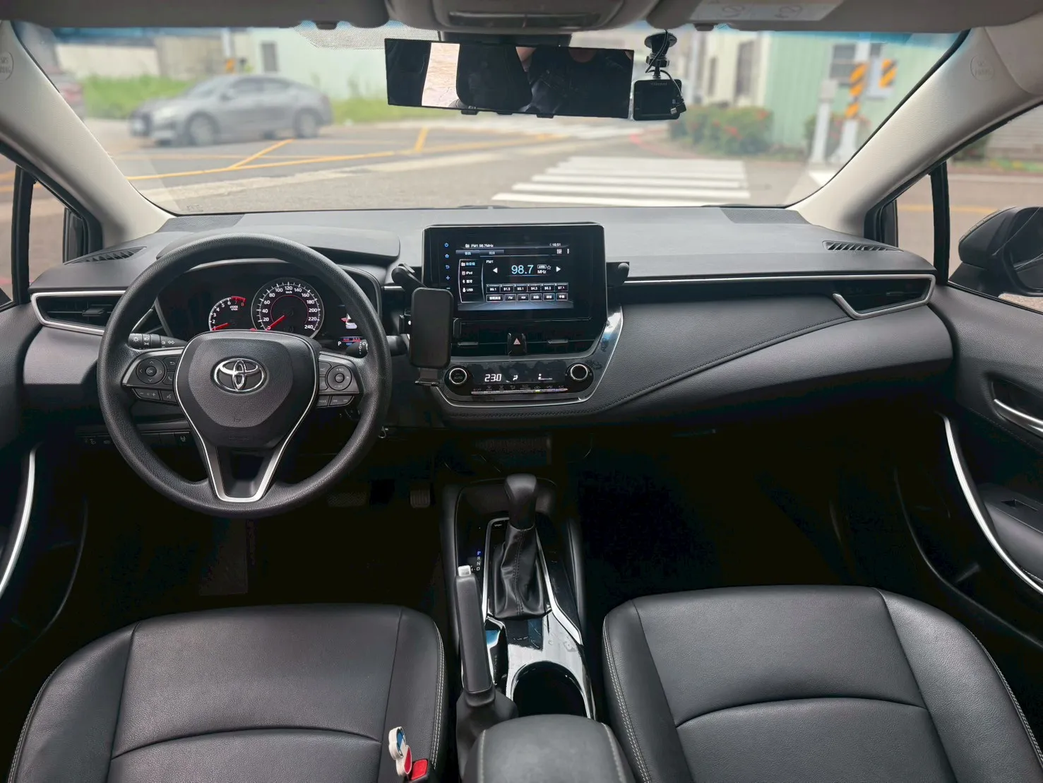 TOYOTA-ALTIS