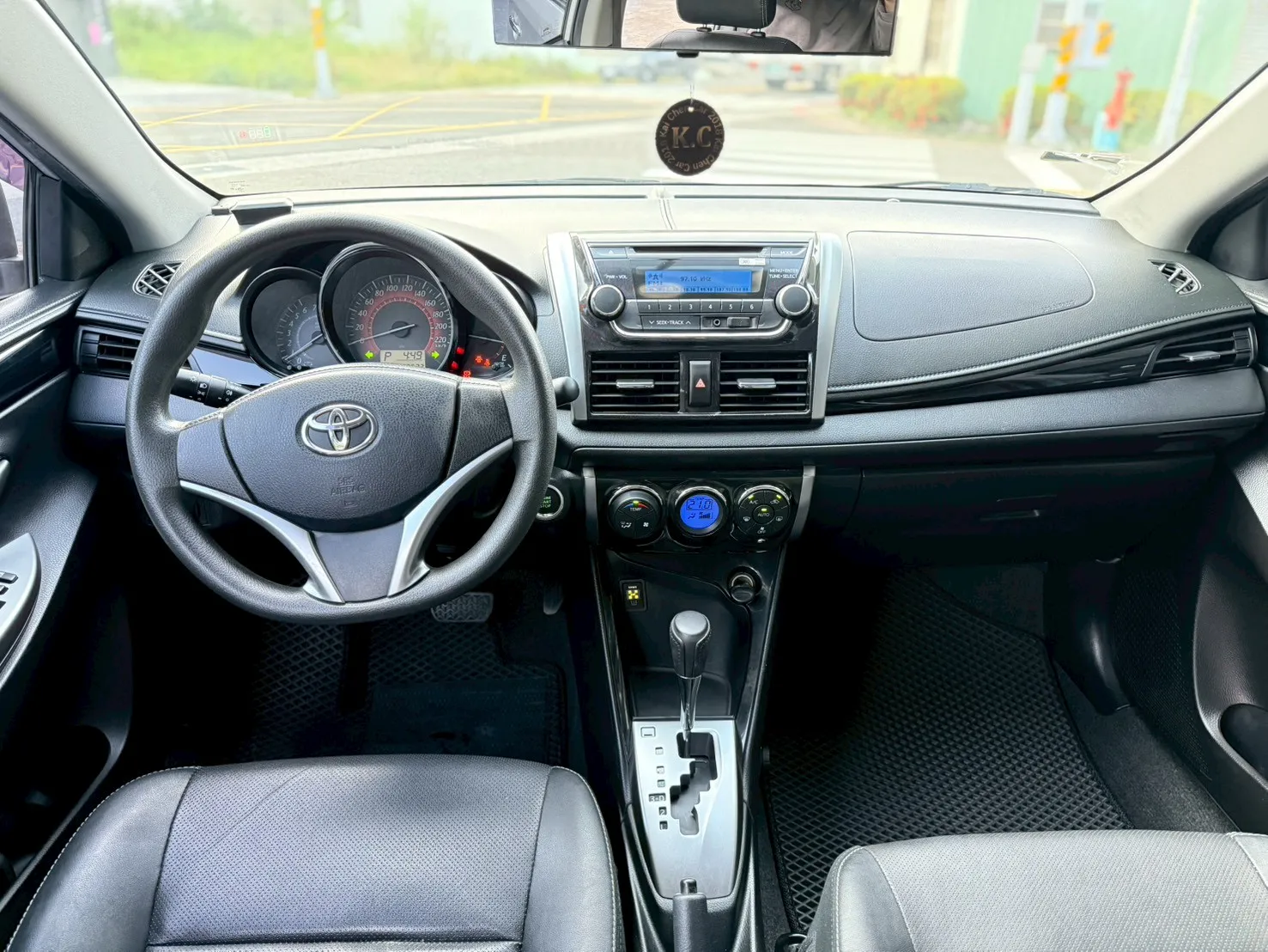 TOYOTA-VIOS