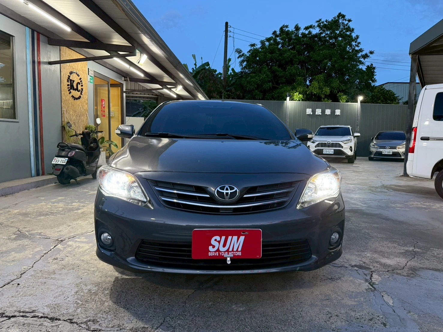TOYOTA -ALTIS
