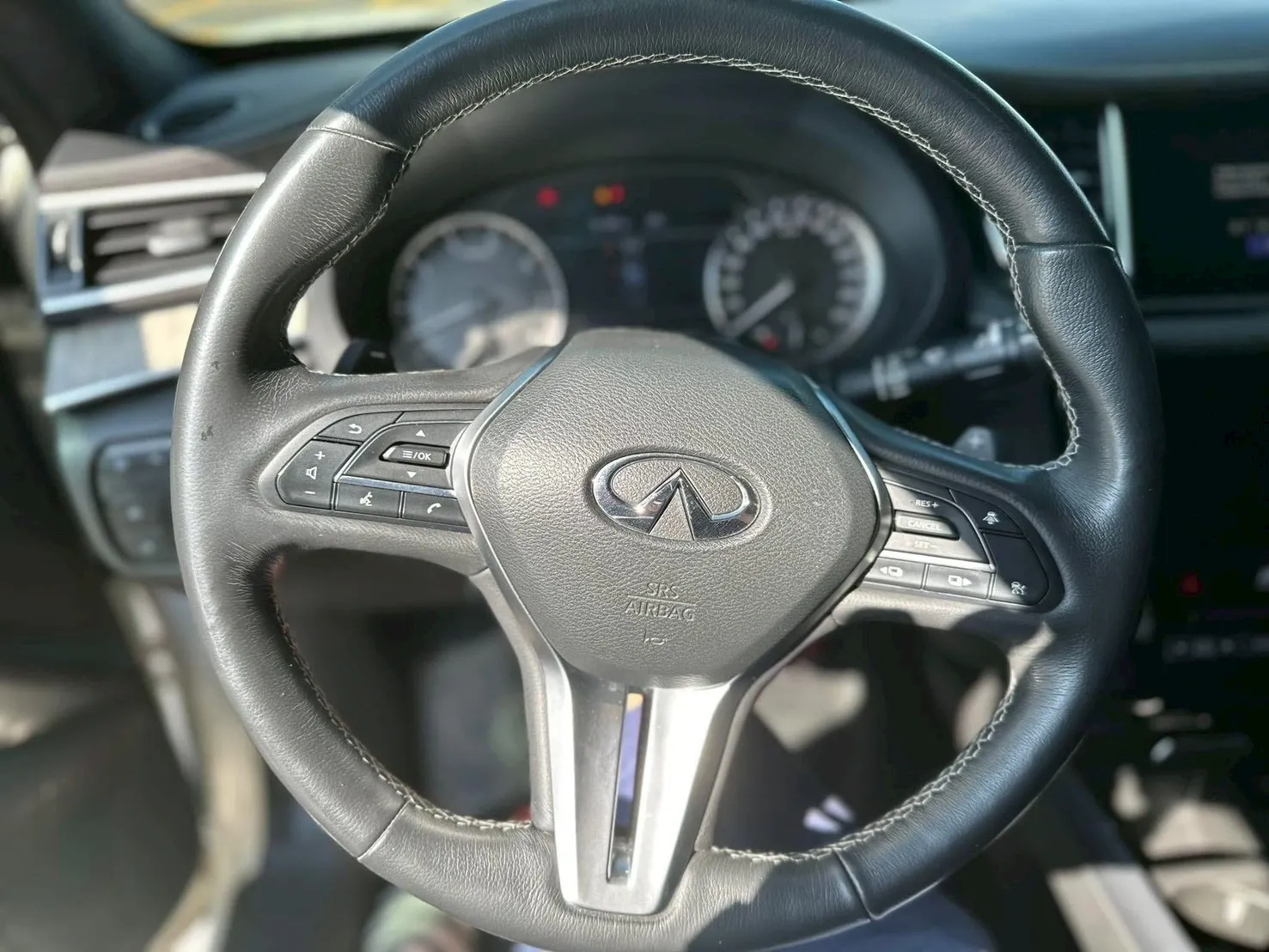 INFINITI-QX50