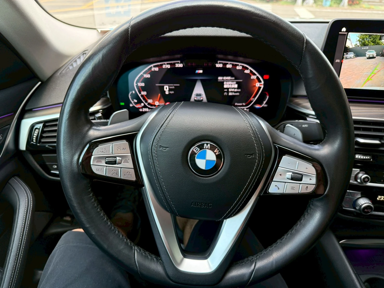 BMW -520i
