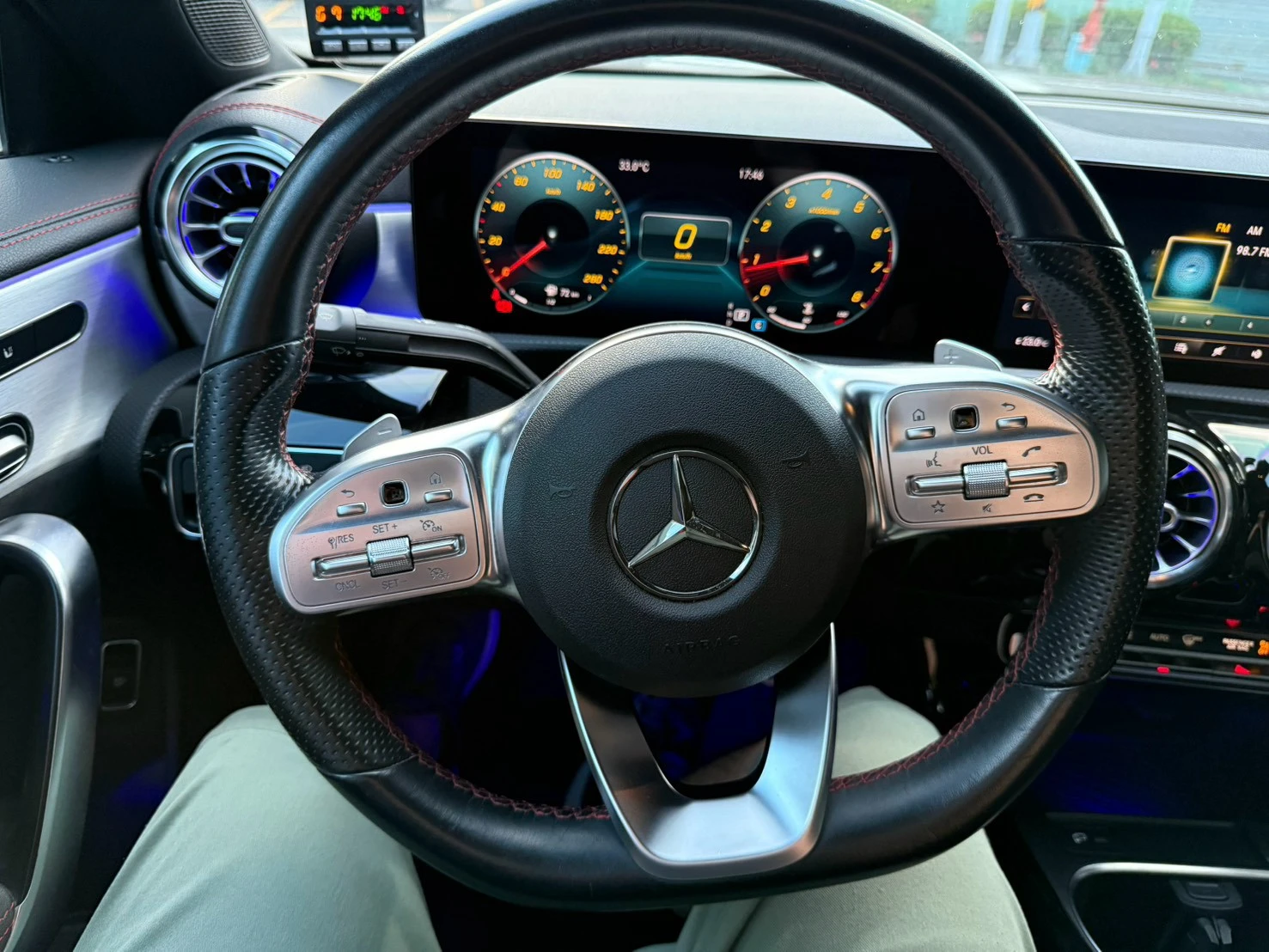 BENZ -CLA250